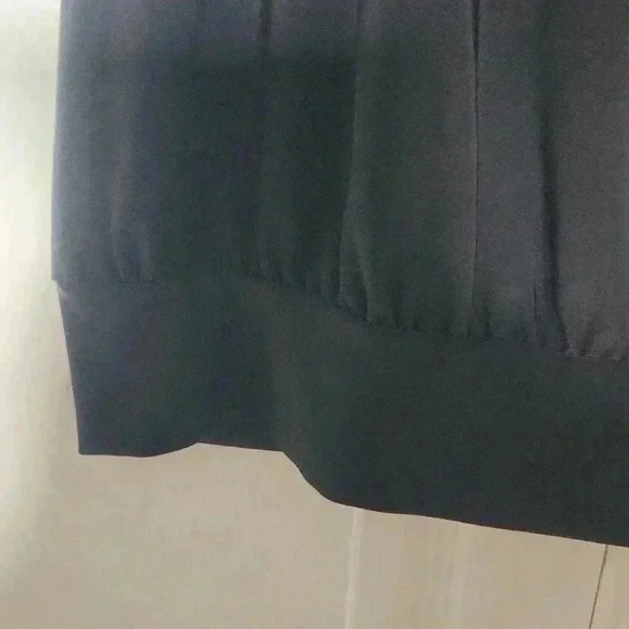 Kismet Sleeveless Stretchy Tank - Picture 8 of 11